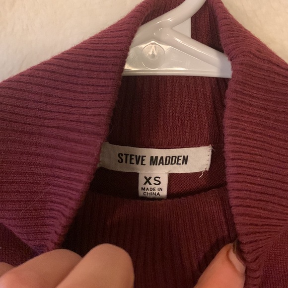 Steve Madden sweater dress - Picture 2 of 2